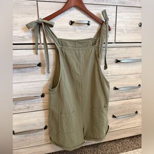 Olive Green Tie Strap Romper w/ Pockets Size XL